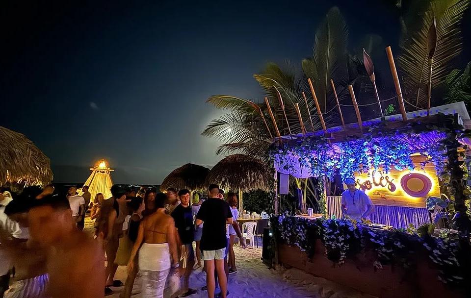 Punta Cana Nightlife 2026 — Best Clubs, Beach Bars & Party Spots