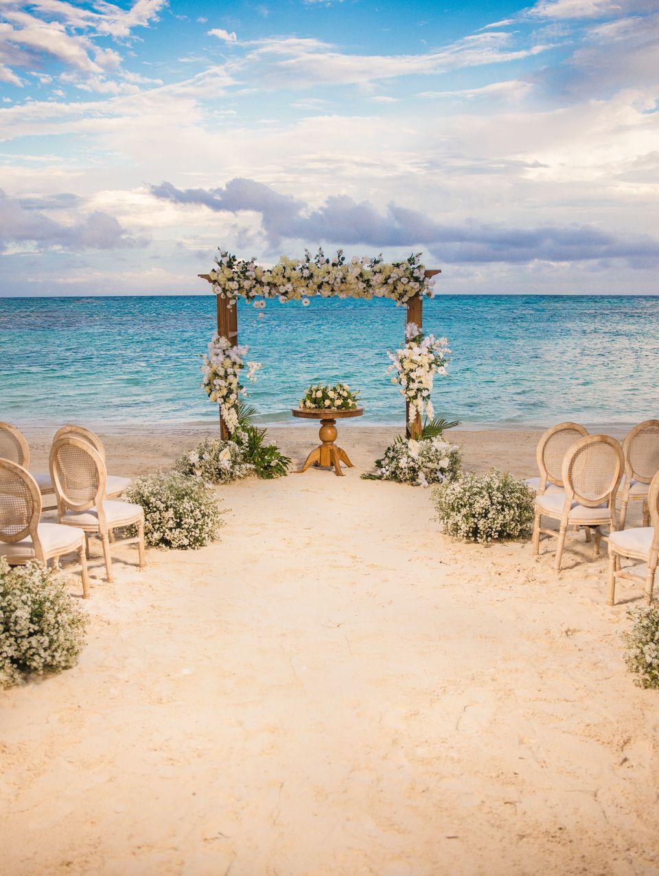 Organizzare un matrimonio a Punta Cana: location, costi e guida 2026